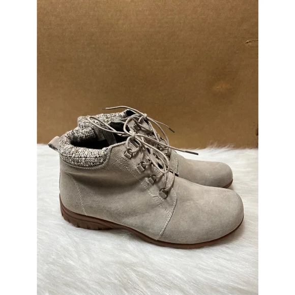 Propet Delaney Suede WFV002S Women's casual boot size 8 - Picture 3 of 8